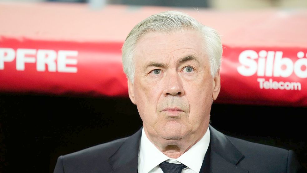 Wegen der Zukunft von Carlo Ancelotti soll eine Entscheidung gefallen sein. Foto: Jose Breton/AP/dpa