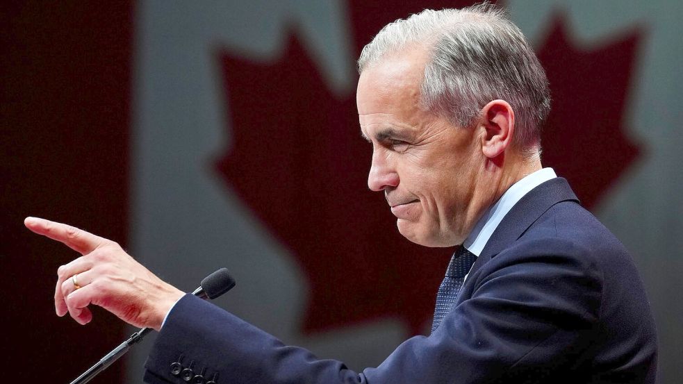 „Präsident Trump versucht, uns zu brechen, damit Amerika uns besitzen kann, aber das wird niemals passieren“, sagte Wahlsieger Carney. Foto: Sean Kilpatrick/The Canadian Press/AP/dpa
