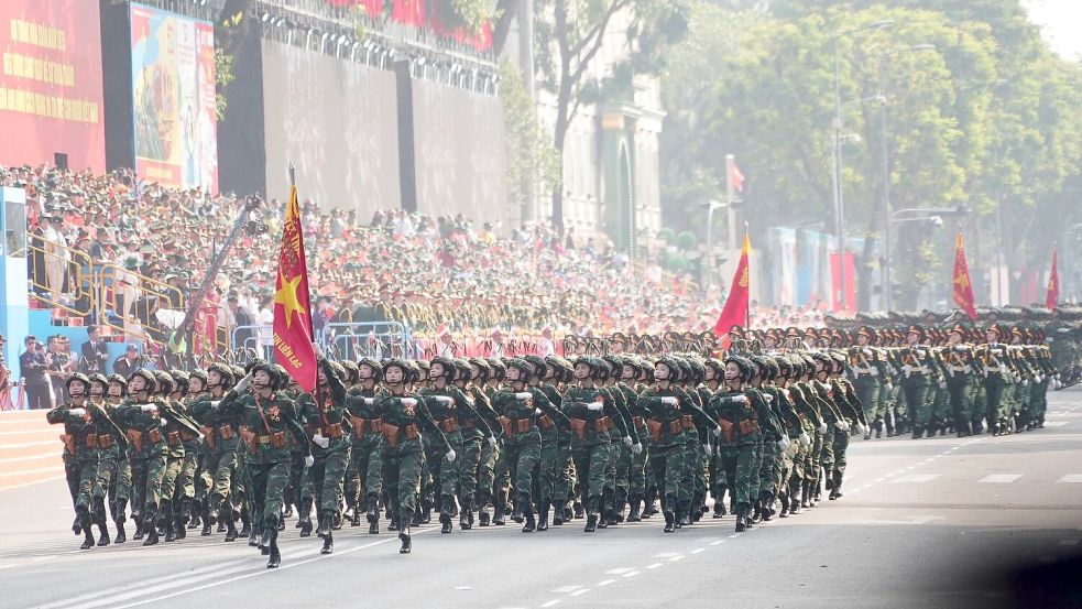 Seit Wochen hatten sich die Behörden auf den großen Tag vorbereitet. Foto: Hau Dinh/AP/dpa