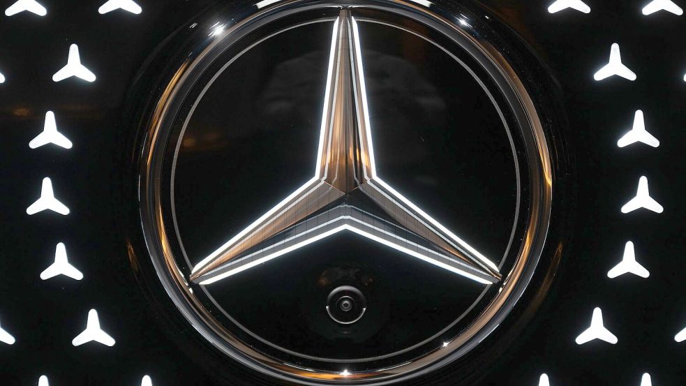 Zu Jahresbeginn musste Mercedes-Benz einen Gewinneinbruch hinnehmen. (Archivbild) Foto: Marijan Murat/dpa