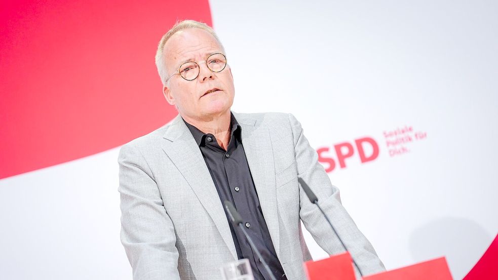 Miersch verkündete: Klingbeil soll Vizekanzler werden. Foto: Kay Nietfeld/dpa