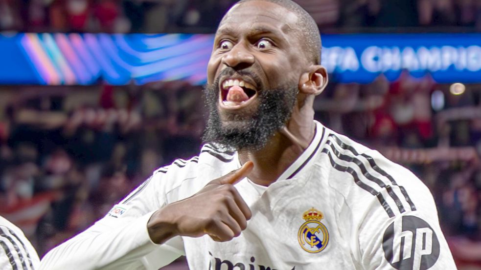In der Wut über die zerplatzte Titelchance brannten Antonio Rüdiger die Sicherungen durch. Foto: IMAGO/David Canales