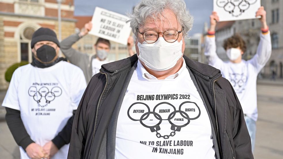 Weil er nicht mehr im Europaparlament sitzt, profitiert der Grünen-Politiker Reinhard Bütikofer nicht von dem Deal des Parlaments. (Archivbild) Foto: Martin Schutt/dpa-Zentralbild/dpa