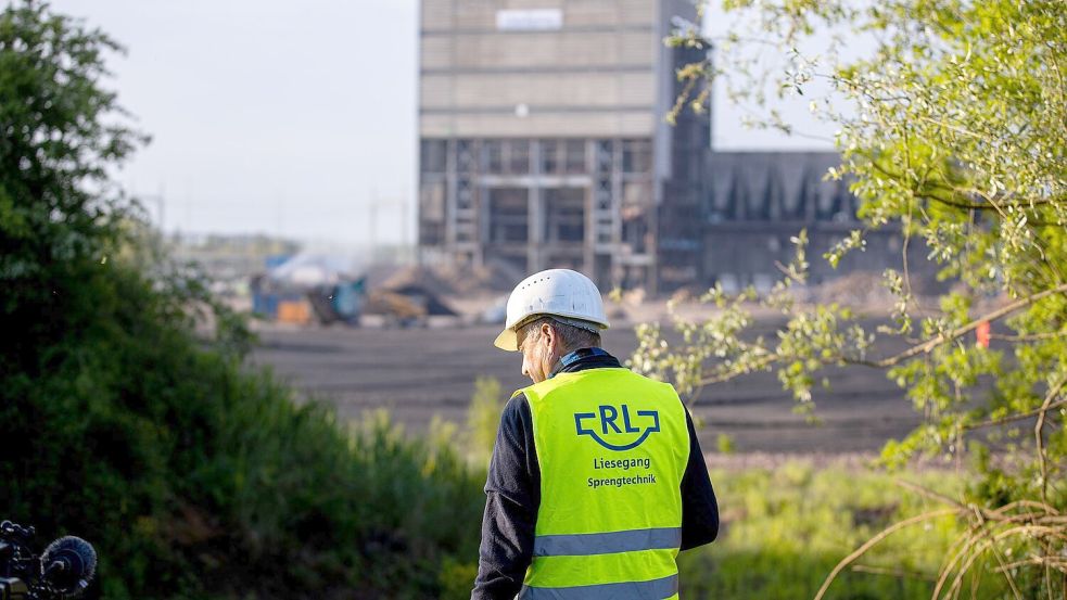 Rund um das Gelände war eine Sicherheitszone eingerichtet worden. Foto: Laszlo Pinter/dpa