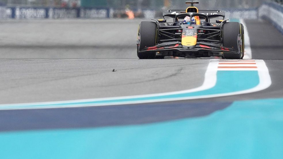 Max Verstappen bestritt sein erstes Rennen seit der Geburt seiner Tochter. Foto: Rebecca Blackwell/AP/dpa