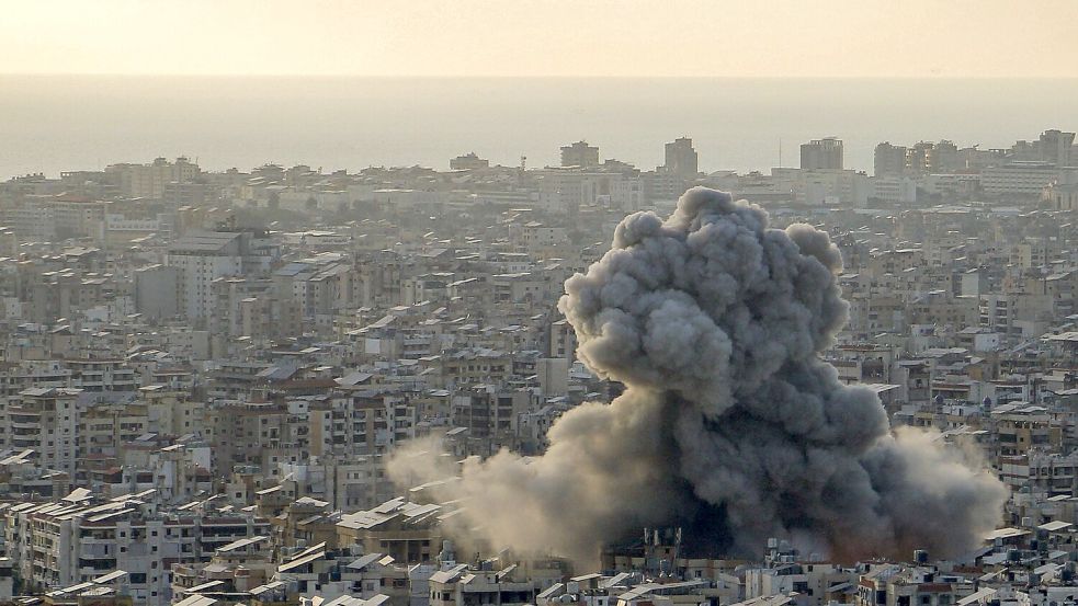 Israel wirft der Hisbollah vor, sich nicht an die Vereinbarungen der Waffenruhe zu halten. Foto: Marwan Naamani/dpa