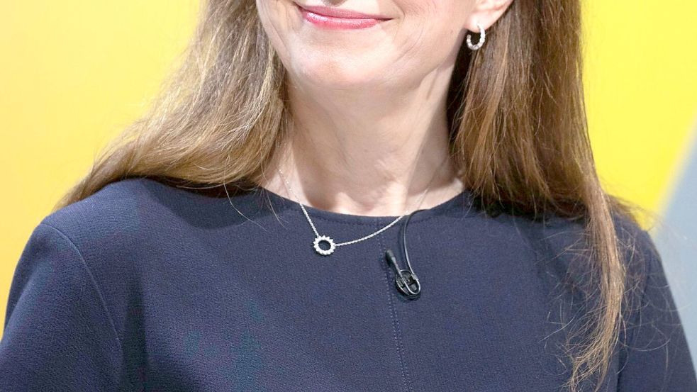 Will die Eigenständigkeit der Commerzbank erhalten: Vorstandschefin Bettina Orlopp (Archivbild) Foto: Helmut Fricke/dpa
