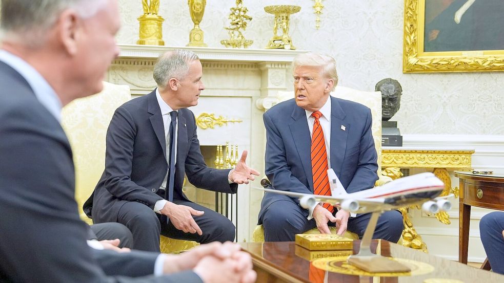Carney und Trump im Weißen Haus. Foto: Evan Vucci/AP/dpa