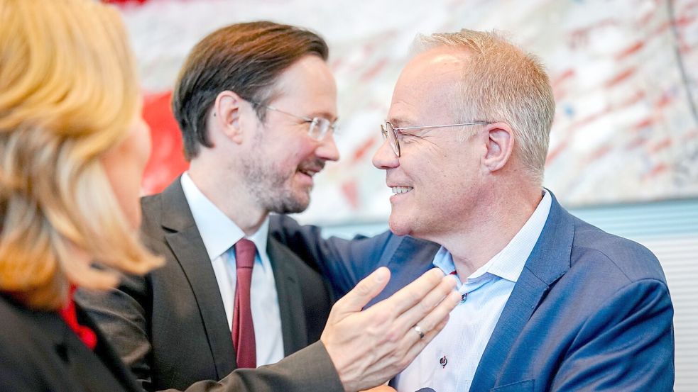 Miersch führt jetzt die SPD-Fraktion, Wiese ist Fraktionsmanager. Foto: Kay Nietfeld/dpa