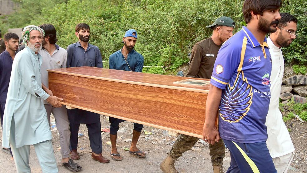 Pakistan meldet Dutzende Tote nach indischen Angriffen. Foto: M.D. Mughal/AP/dpa