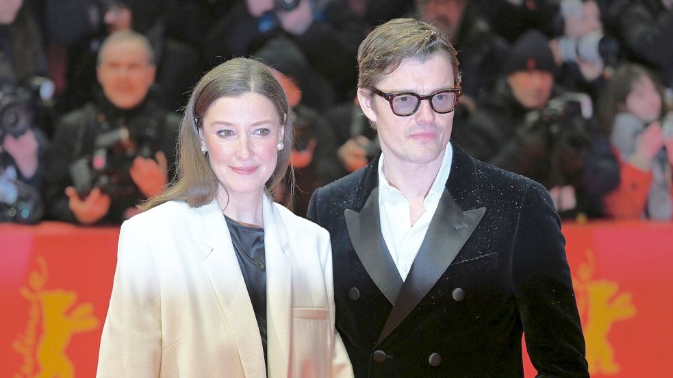 Alexandra Maria Lara und Sam Riley lernten sich 2006 bei den Dreharbeiten zu „Control“ kennen. (Archivbild) Foto: Annette Riedl/dpa