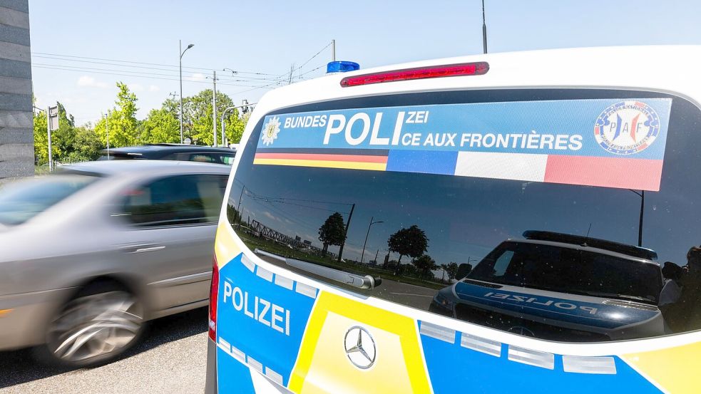 An der Grenze zu Frankreich gibt es seit September stationäre Grenzkontrollen. Foto: Philipp von Ditfurth/dpa