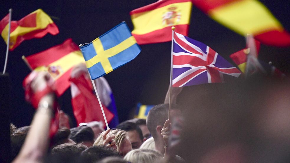 Beim diesjährigen Eurovision Song Contest werden von jeder Nation wieder Flaggen zu sehen sein. Andere Flaggen sind allerdings auf der Bühne tabu. Foto: IMAGO/TT