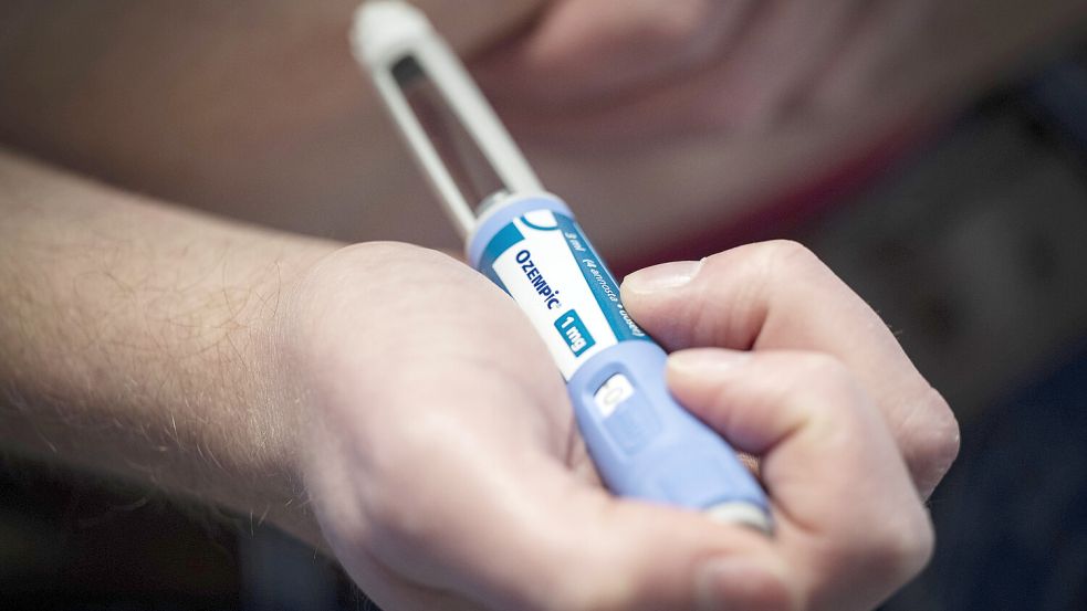 Fett-Weg-Spritzen kosten Geld, das Abnehmprogramm von Weight Watchers verlangt Selbstdisziplin – und ist damit offenbar gescheitert. Foto: IMAGO / TT
