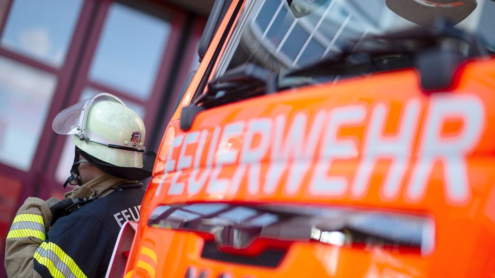 Borkums Feuerwehr musste einen Brand in der Hindenburgstraße löschen. Symbolfoto: dpa