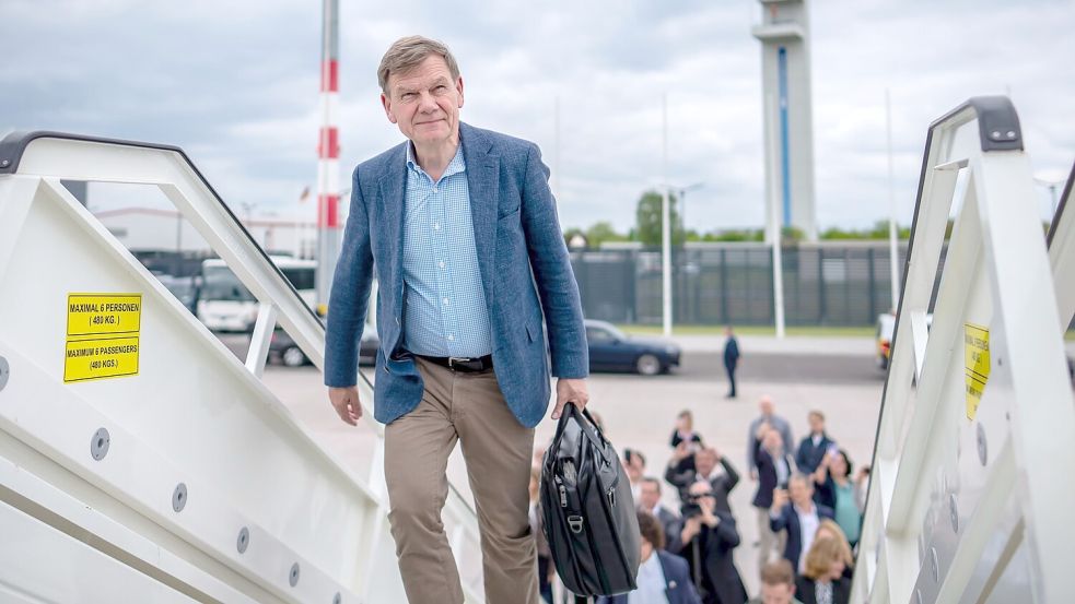 Für den neuen Außenminister Wadephul ist die Antrittsreise nach Israel eine erste diplomatische Bewährungsprobe. Wie deutlich wird er sich zur Lage in Gaza äußern? Foto: Michael Kappeler/dpa