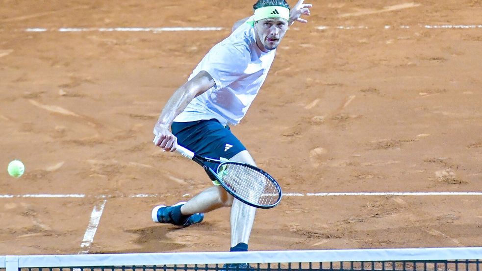 Alexander Zverev steht beim Turnier in Rom im Achtelfinale. Foto: Andrea Rosito/Ipa Sport / Ipa-Ag/LiveMedia-IPA/ZUMA Press Wire/dpa