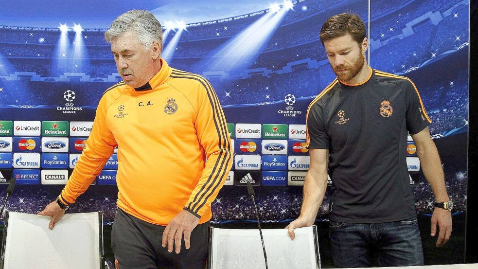 Folgt Xabi Alonso (r) auf Carlo Ancelotti bei Real Madrid? Foto: Chema Moya/epa/dpa