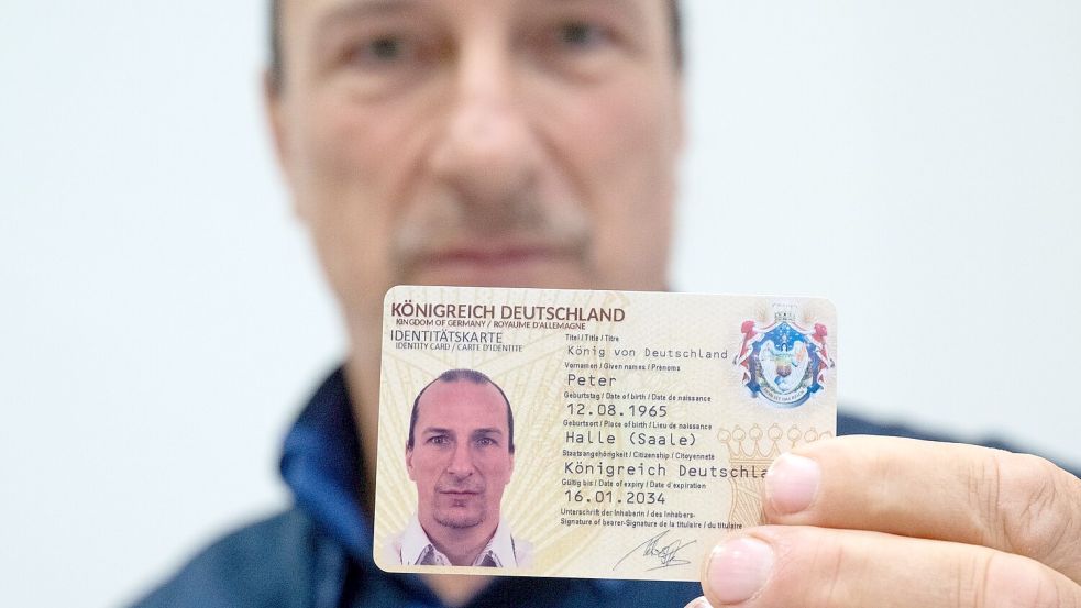 Peter Fitzek ist nun auch in Untersuchungshaft. (Archivbild) Foto: Hendrik Schmidt/dpa
