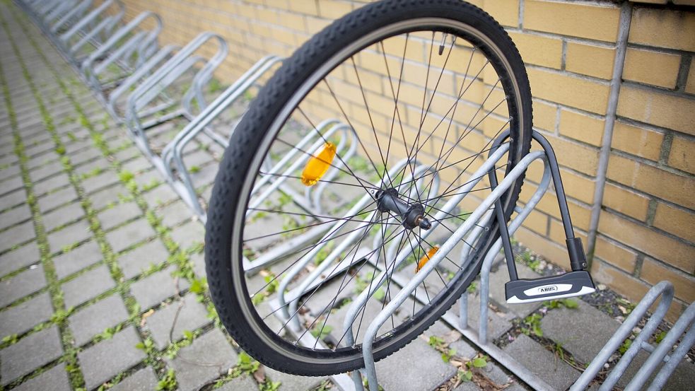 Nach dem ersten Schock kommt meistens die Wut: Ein gestohlenes Fahrrad ist ein großes Ärgernis. Foto: IMAGO/Thomas Trutschel