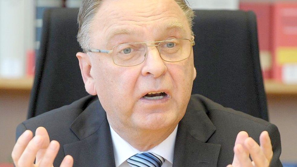 War von 2002 bis 2010 Präsident des Bundesverfassungsgerichts und schaltet sich weiter in aktuelle Debatten ein: Hans-Jürgen Papier. In der Abwägung, ein AfD-Verbot anzustrengen, ist er aus mehreren Gründen skeptisch. Foto: Foto: dpa/Ronald Wittek