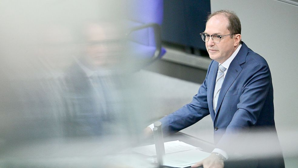Im Bundestag erklären die Ministerinnen und Minister des Kabinetts von Kanzler Friedrich Merz (CSU) diese Woche ihre Pläne für die kommenden vier Jahre. Foto: Sebastian Christoph Gollnow/dpa
