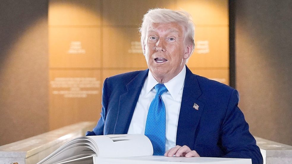 US-Präsident Trump drängt den Iran zu schnellem Handeln in den Atomgesprächen mit seiner Regierung. Foto: Alex Brandon/AP/dpa