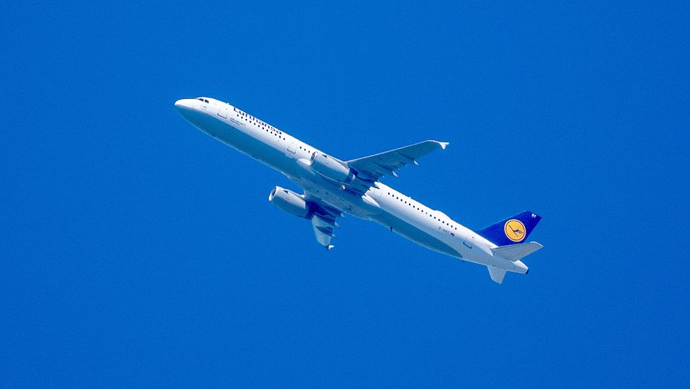 Bislang konnten Reisende bei verspäteten oder ausgefallenen Flügen mit einer Entschädigung rechnen. Das könnte sich jedoch bald ändern. Foto: dpa / Soeren Stache
