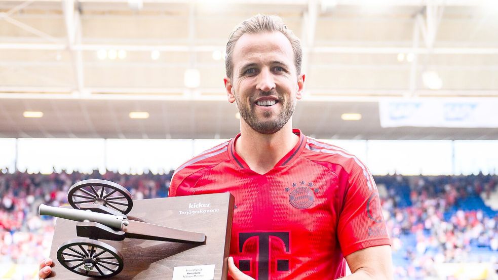 Erzielte sein 26. Saisontor und erhielt die Auszeichnung als Torschützenkönig: Harry Kane. Foto: Tom Weller/dpa