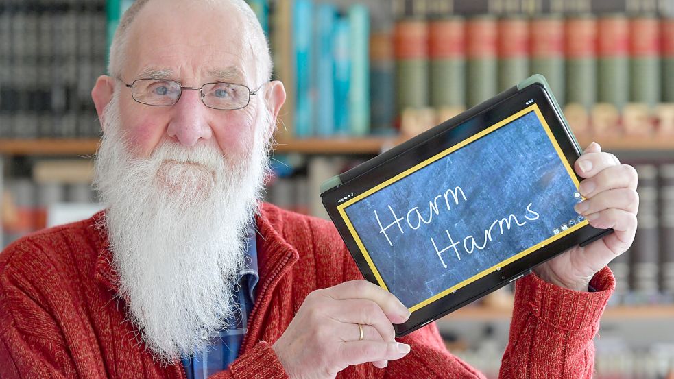 Die Namensgebung in Ostfriesland geht auf eine lange Tradition zurück. Der 2023 verstorbene Namensforscher Manno Peters Tammena hat mit seinen Werken dazu beigetragen, dieses wichtige Stück ostfriesischer Identität zu bewahren. Foto: Klaus Ortgies/Archiv