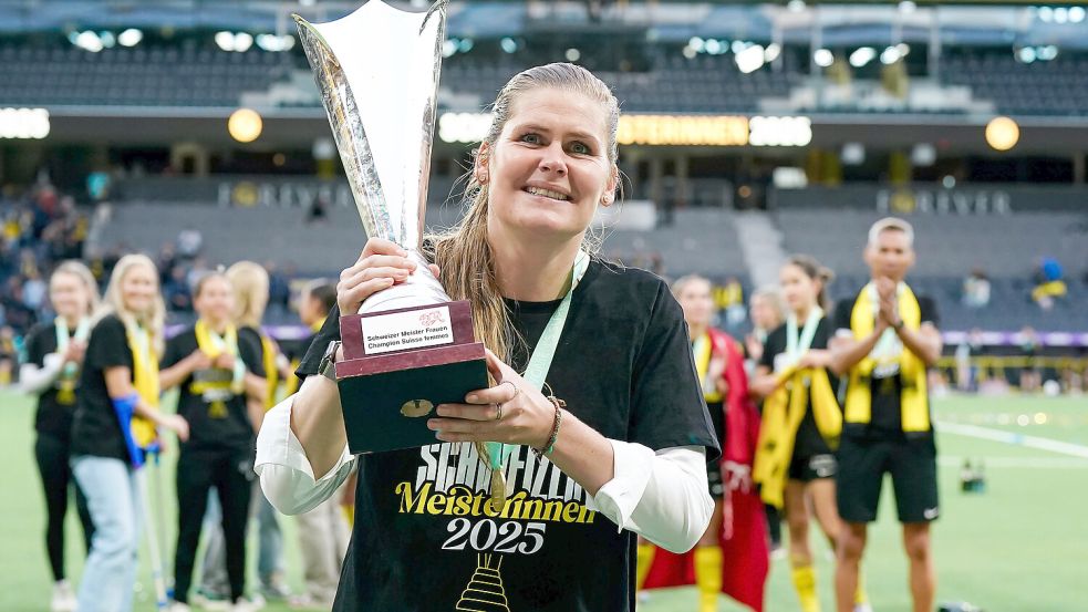 Imke Wübbenhorst jubelte über den größten Erfolg ihrer Trainerkarriere. Foto: Imago