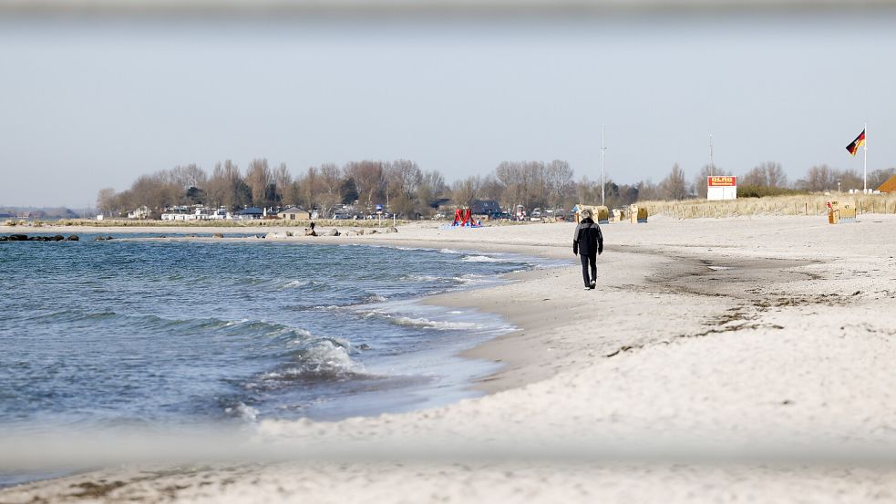 Auf Fehmarn wurde eine Leiche entdeckt. Foto: dpa/Frank Molter