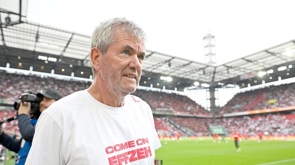 Der 71 Jahre alte Funkel liebäugelt mit noch einer Bundesliga-Saison als Trainer. Foto: Anke Waelischmiller/dpa