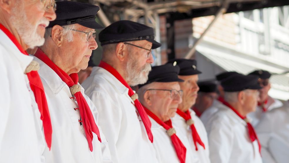 Maritime Stimmung ist Trumpf während der Emder Matjestage.