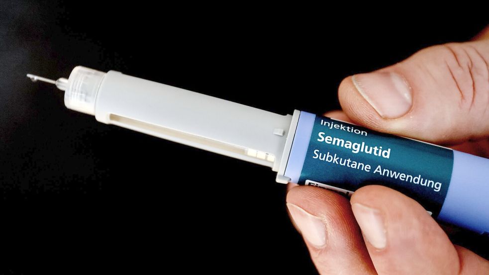 Der Wirkstoff Semaglutid signalisiert dem Gehirn, dass etwas gegessen wurde und es ein Sättigungsempfinden entwickeln könne. (Symbolbild) Foto: Roberto Pfeil/dpa
