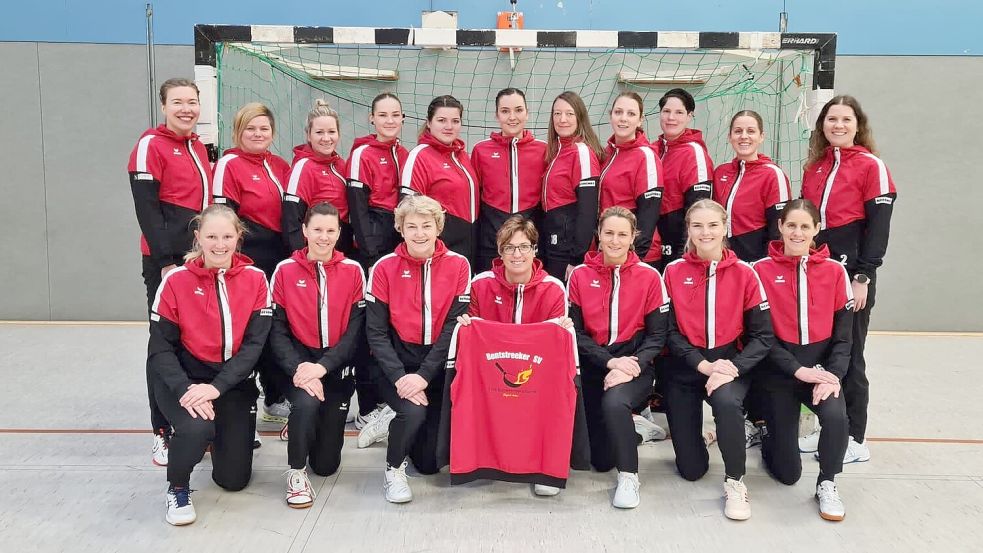 Die Handball-Damenabteilung des Bentstreeker SV feiert 50-jähriges Bestehen und sucht neue Spielerinnen. Foto: Privat
