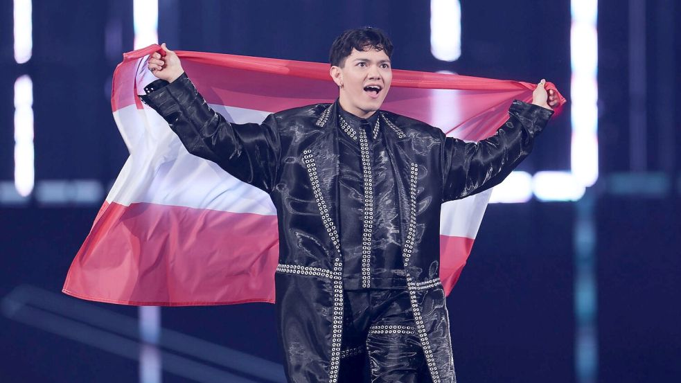 ESC-Sieger JJ (24) sagte, er sei gegen eine Teilnahme Israels beim nächsten Eurovision Song Contest, der 2026 in Österreich stattfinden soll. Foto: Jens Büttner/dpa