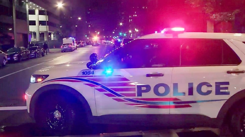 Nach Polizeiangaben skandierte der mutmaßliche Täter nach der Festnahme einen propalästinensischen Slogan. Foto: Uncredited/WJLA/AP/dpa