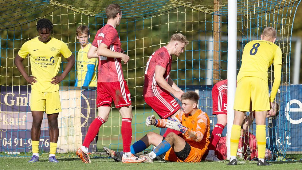 Im Gegensatz zum 2:2 im Hinspiel war Germania Leer am Donnerstag gegen den SV Bad Bentheim chancenlos. Foto: Doden, Archiv