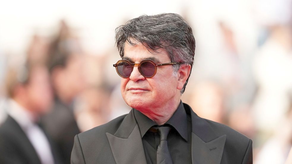 Der Hauptgewinner in Cannes, Jafar Panahi. Foto: Scott A Garfitt/Invision/AP/dpa