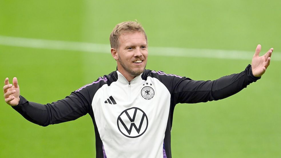 Julian Nagelsmann ist in Kontakt mit Florian Wirtz, will dem 22-Jährigen aber zu keinem Verein raten. Foto: Federico Gambarini/dpa