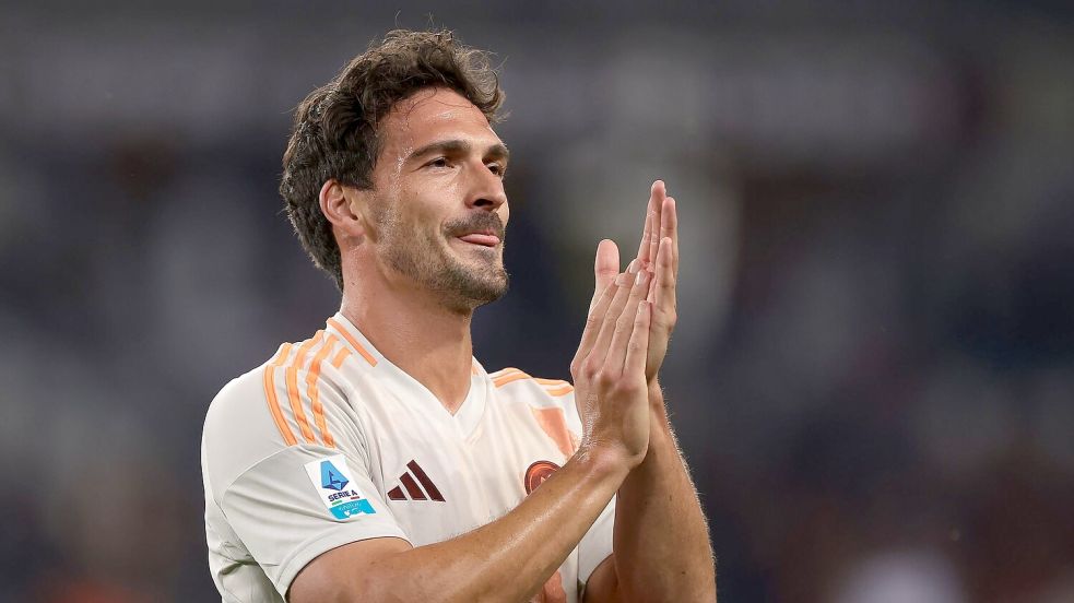 Ein Kurzeinsatz zum Abschied: Mats Hummels‘ Karriere ist vorbei. Foto: Jonathan Moscrop/CSM via ZUMA Press Wire/dpa