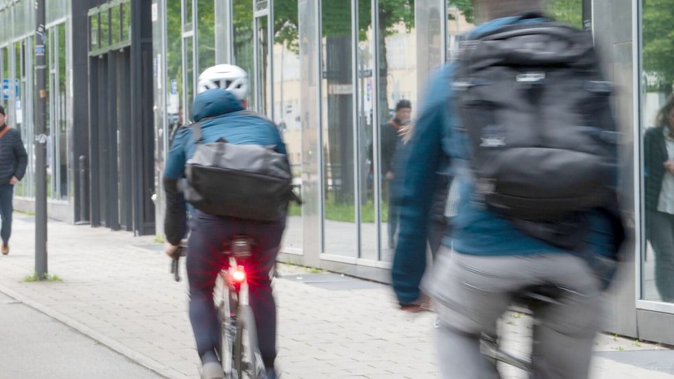 Gerade in Deutschland bieten viele Unternehmen ihren Mitarbeitern Fahrradleasing an. Foto: Leonie Asendorpf/dpa