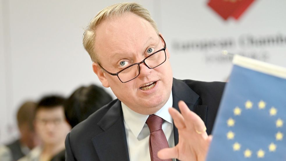 Laut Kammerpräsident Eskelund müssen EU-Firmen in China härter für ihr Geld arbeiten. (Archivbild) Foto: Johannes Neudecker/dpa