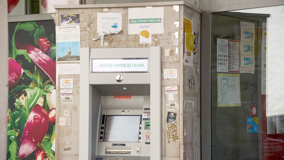 Bargeld soll auch in Zukunft Bestand haben in Slowenien. Foto: IMAGO / Bihlmayerfotografie