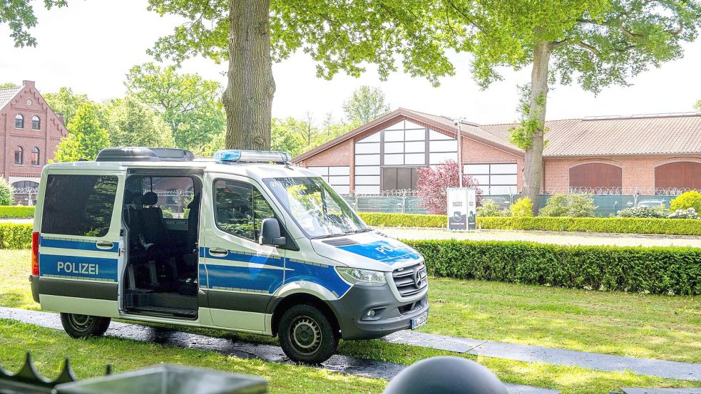 Die Miete für die Reithalle beläuft sich auf rund 3,6 Millionen Euro. Foto: Sina Schuldt/dpa