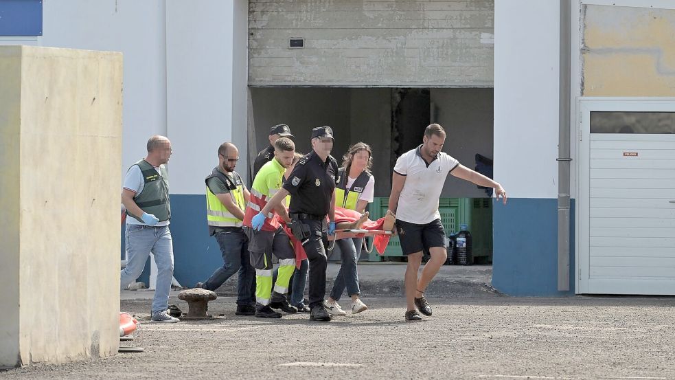Die Ursache des tödlichen Unfalls blieb zunächst unklar. Foto: Europa Press Canarias/EUROPA PRESS/dpa