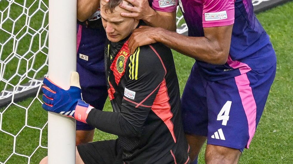 Nun vereint in München: Jonathan Tah (r), Joshua Kimmich (l) und Torwart Manuel Neuer, hier im Nationaltrikot bei der Heim-EM 2024. Foto: Bernd Weißbrod/dpa