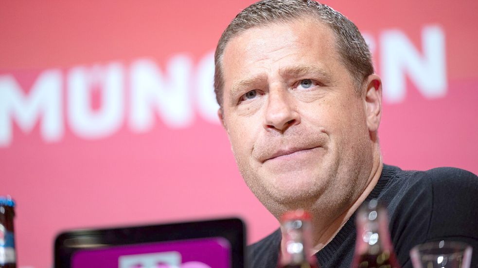 Bayerns Sportvorstand Max Eberl ist „sehr glücklich“ über die Verpflichtung von Jonathan Tah. Foto: Lukas Barth/dpa