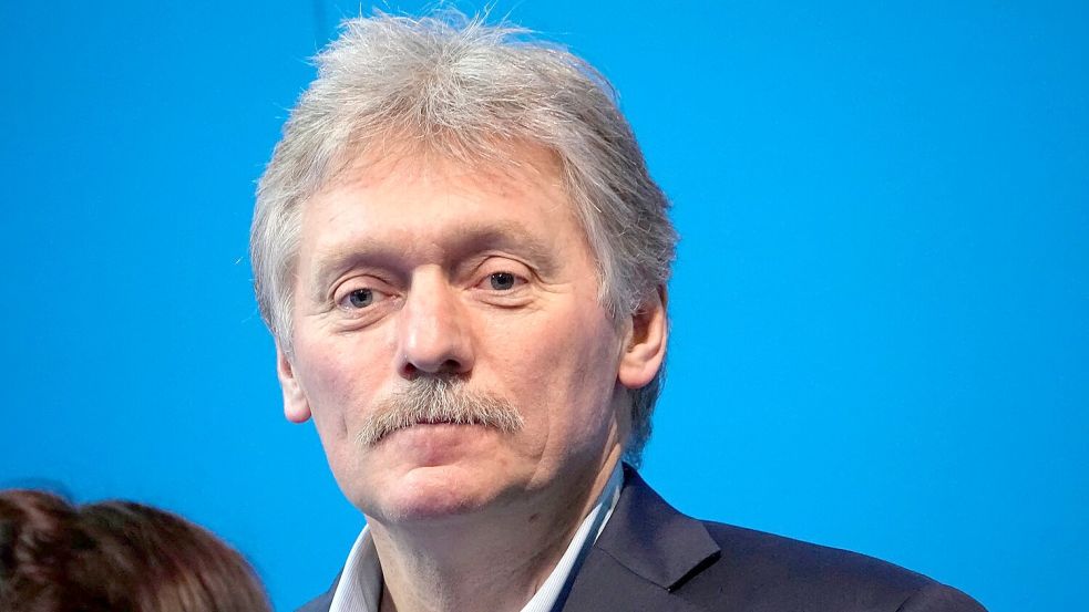 Kremlsprecher Peskow lehnte die ukrainische Forderung nach einer sofortigen Übergabe des russischen Memorandums mit Vorschlägen für eine Waffenruhe ab. (Archivbild) Foto: Alexander Zemlianichenko/AP/dpa